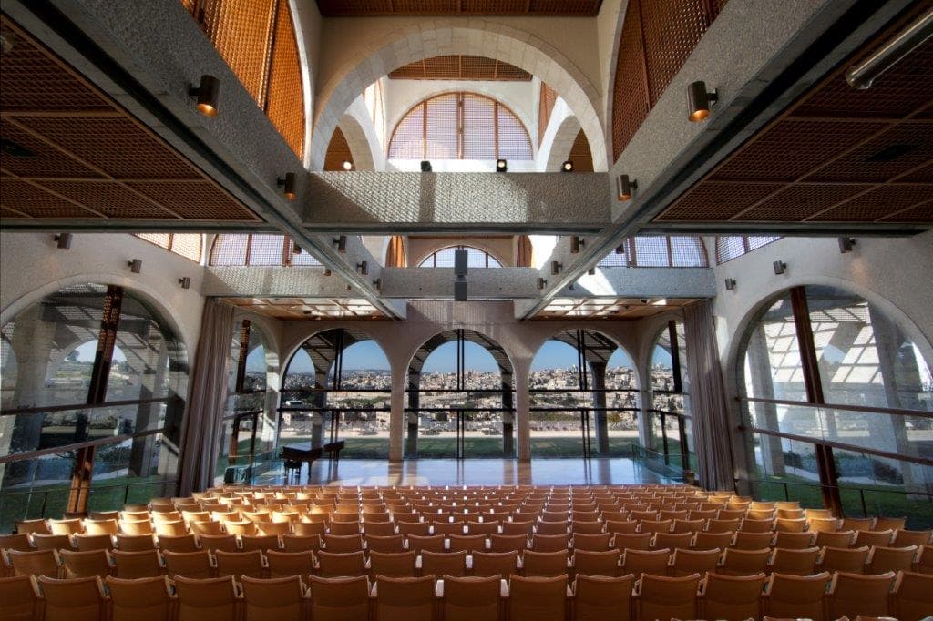 הסדרה הקאמרית בשיתוף התזמורת הסימפונית ירושלים - קונצרט מס' 3: ניקולאי לוגנסקי, פסנתר עם סולני התזמורת - פרוקופייב, ברהמס