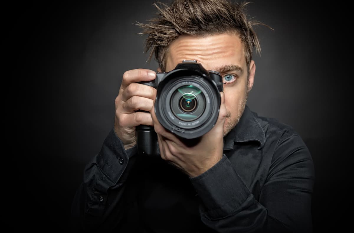 ״לצייר באור״ סדנת צילום בסמארטפון למבוגרים