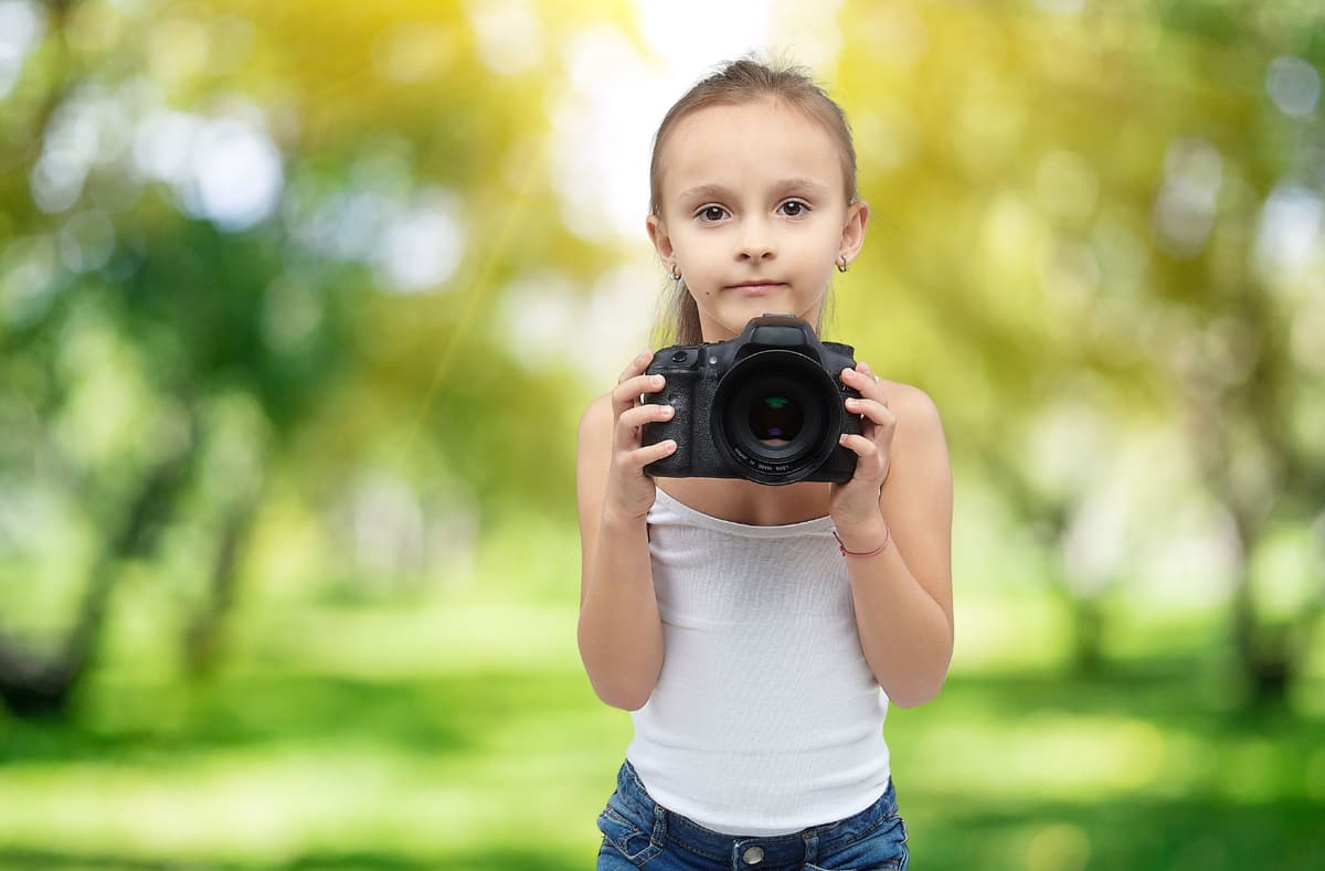 ״לצייר באור״ סדנת צילום בסמארטפון לחנוכה