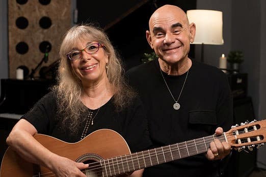 מהלהקה הצבאית ביחד יענקל'ה ודורית ראובני