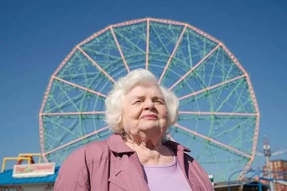 אלינור הגדולה