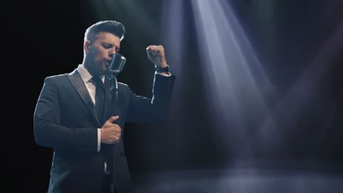 Love story – מחווה לשירי האהבה הגדולים