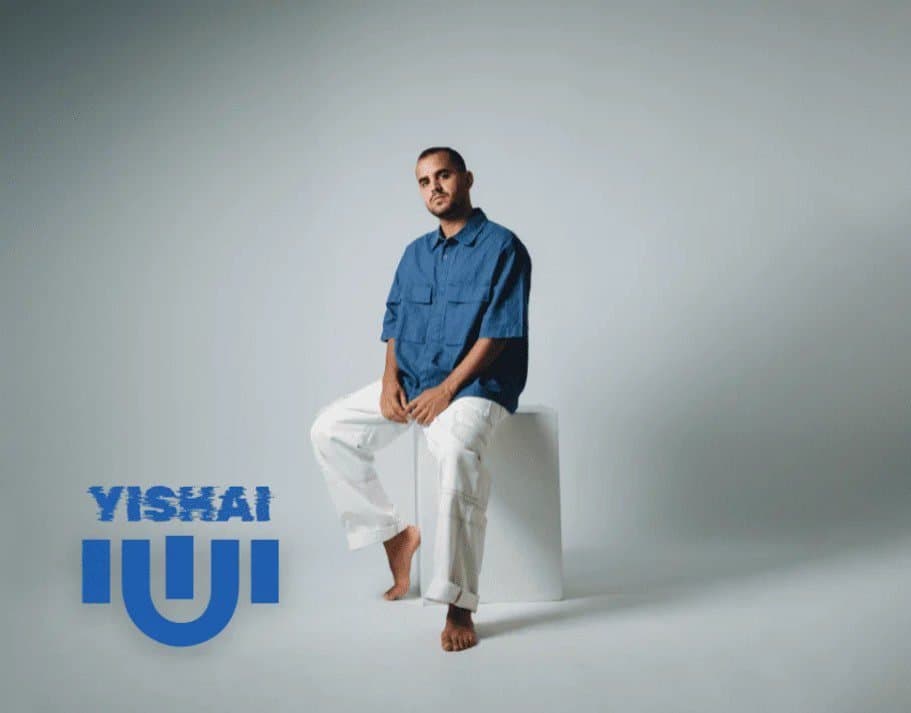 מאירים את חנוכה