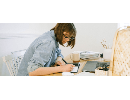 "קולות אימהות - מסע בכתיבה"