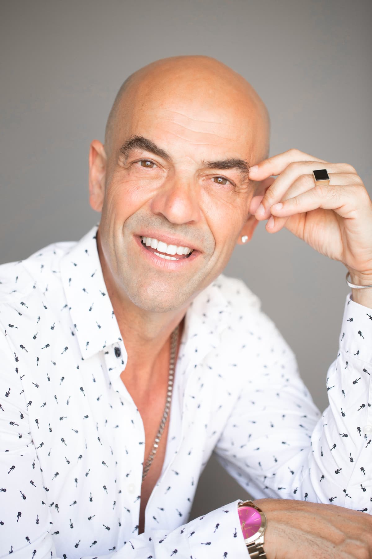 גיל שוחט מארח את פבלו רוזנברג