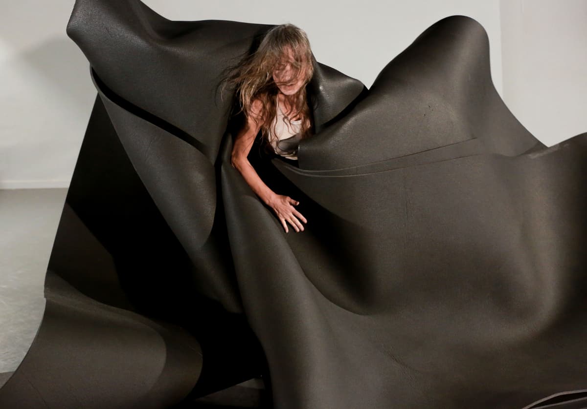 נעה דר | ארץישובחילדומם|רשימות געגועים ושיעורים לתקווה