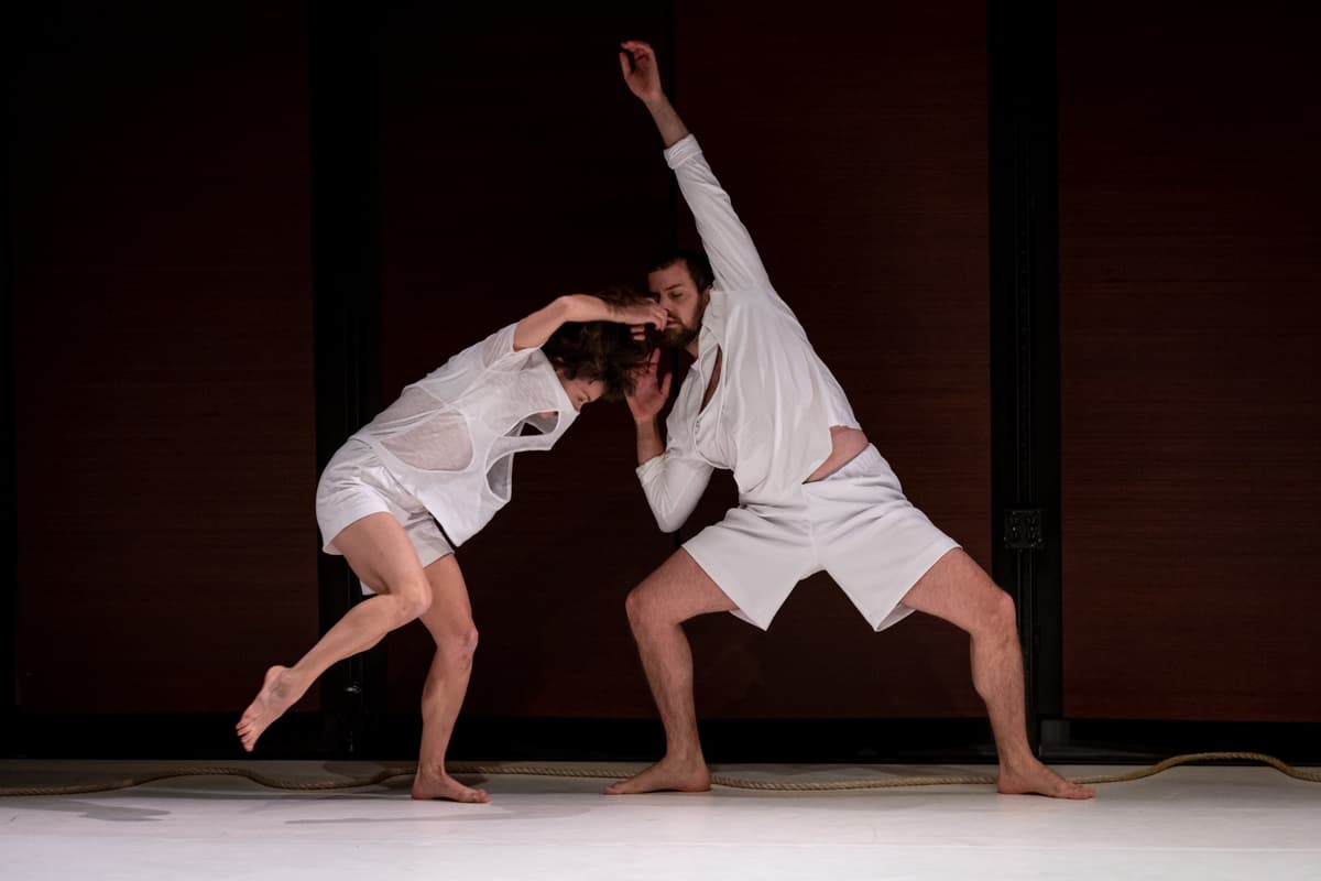 אלעד שכטר קבוצת מחול ק.ט.מ.ו.ן - אי - שם