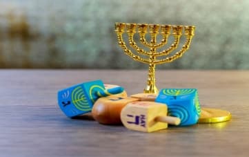 הצגת ילדים: תיבת הקסמים של חנוכה