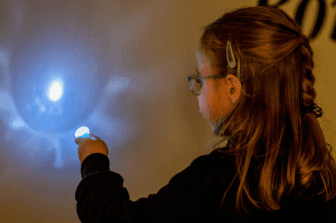 סיור בלשי בחשיכה