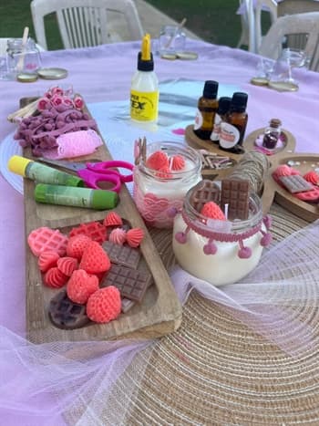 סדנת נרות בעיצוב קינוחים