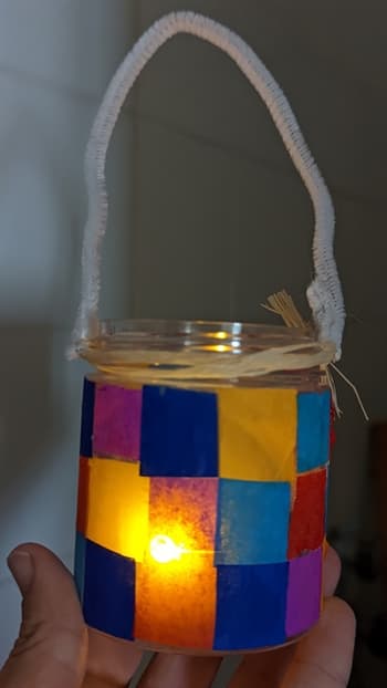 סדנת הכנת עששיות ונרות - מועדון סבוש וסבתוש