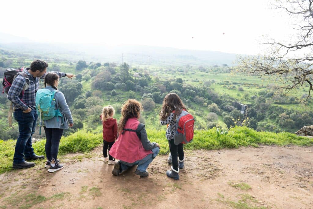 חופשת ט"ו בשבט משפחתית בבית ספר שדה גולן