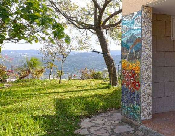 אמנות בקצה – סיור אמנות מפתיע ומלא השראה על הר גילון