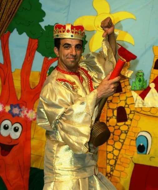 "טיול בארץ הבלבול" הצגת ילדים