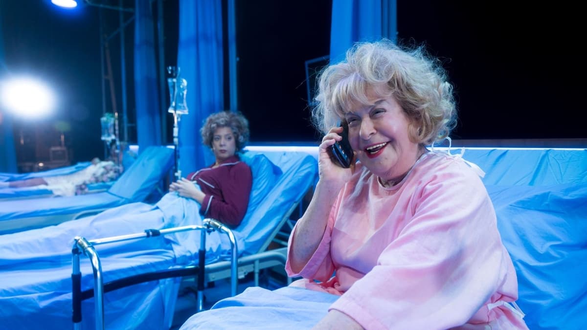 "לשחרר את נחמה"- תאטרון חיפה