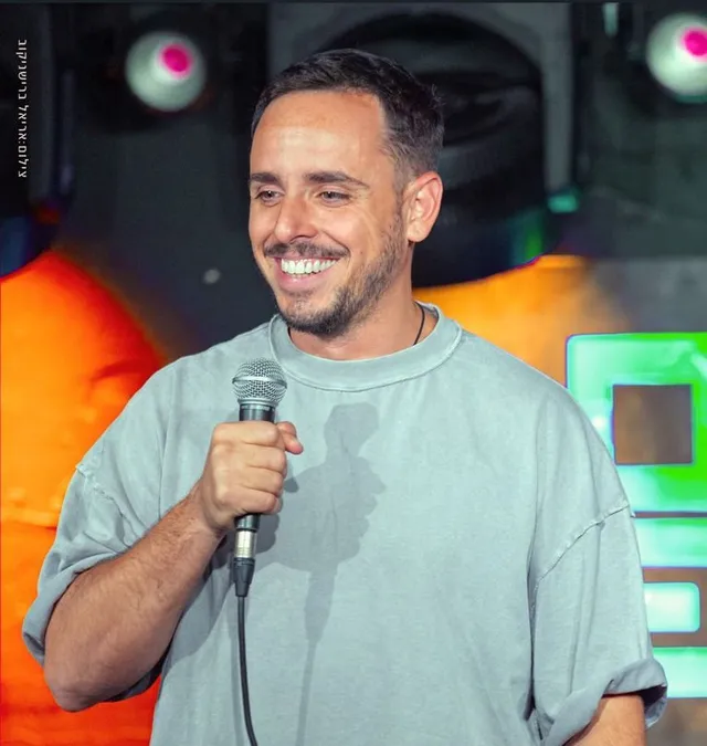 מופע סטנד אפ דניאל חן