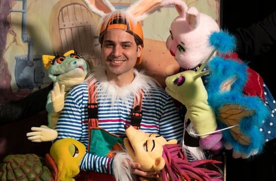 הארנב ממושי | תיאטרון השעה הישראלי