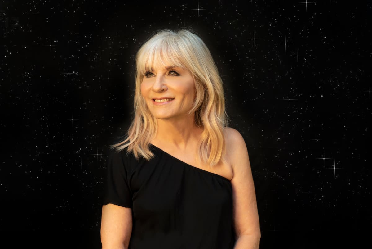 גיל שוחט מארח את אילנית