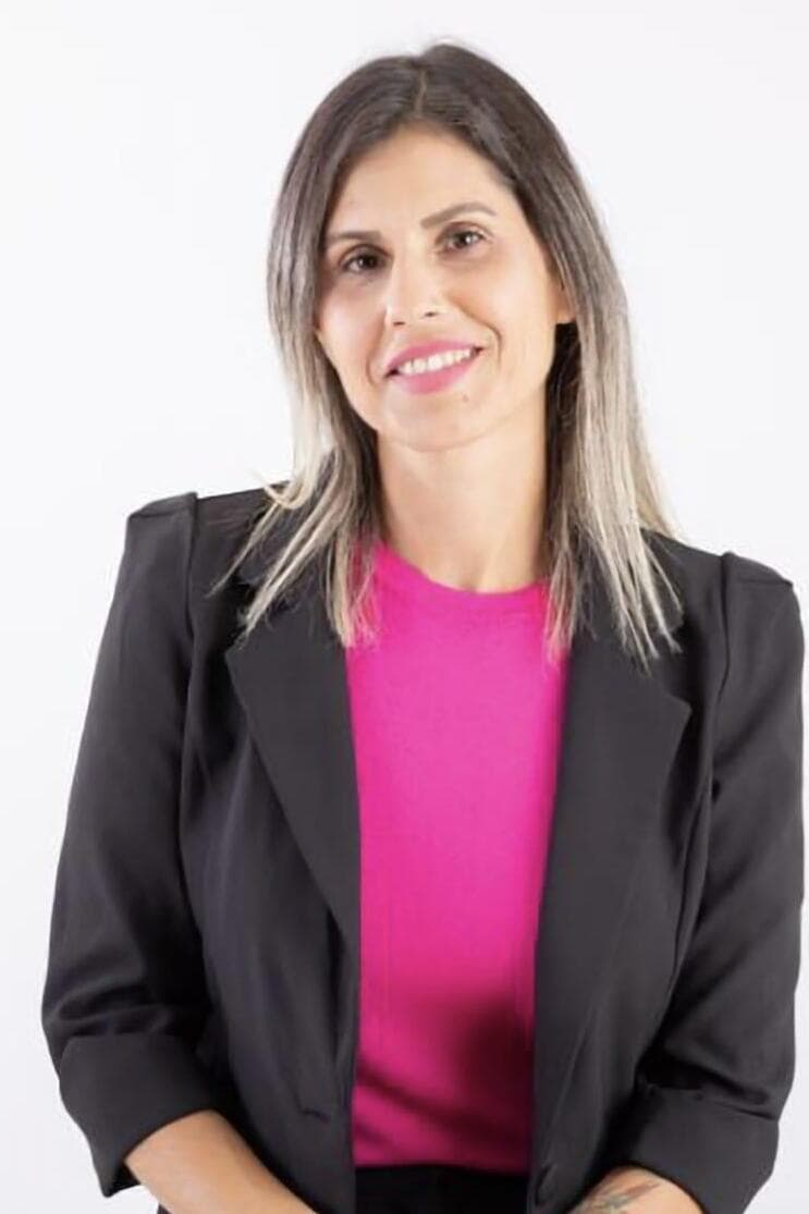 "הורות על הבר"- שירי קניגסברג