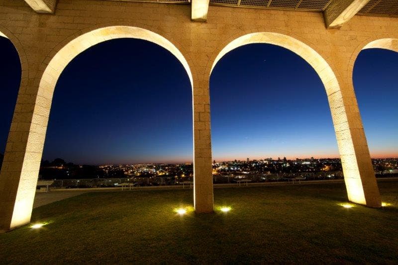 נדודים: רועי שילוח, כינור, רומן שפיצר, ויולה, נטלי קליין, צ'לו, עינב ירדן, פסנתר - דבוז'ק, ברהמס