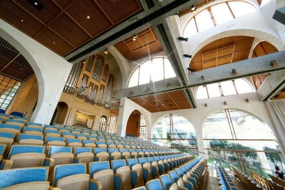 השור על הגג: שלישיית עתר - מוזיקת עולם לשלישיית פסנתר וכלי הקשה